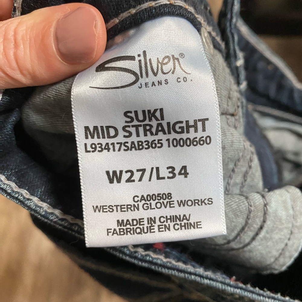Silver Jeans. Dark Wash Blue. New condition. 27/34 - Picture 4 of 4